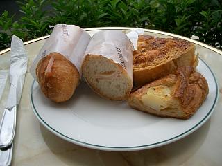 a0024237_12342.jpg