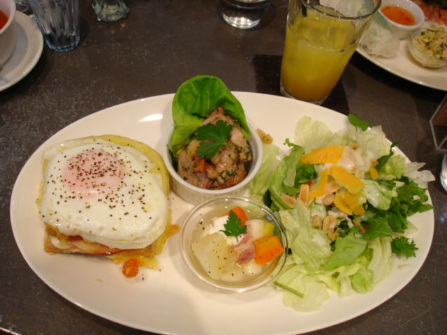 a0026254_0405616.jpg