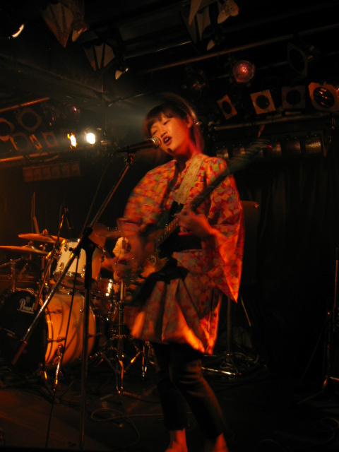 b0052971_1653932.jpg