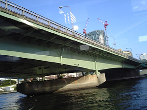 a0013134_0255063.jpg
