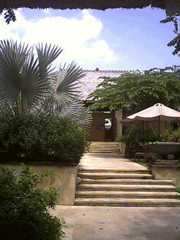 d0038319_9165125.gif