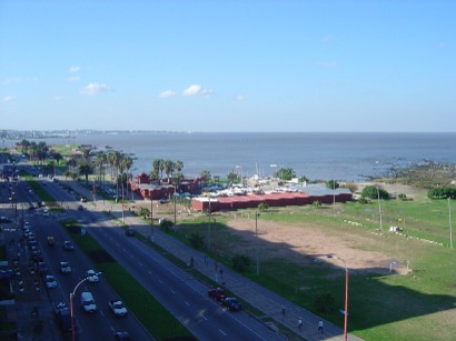 a0008885_2473921.jpg