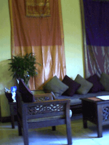 d0038319_914612.gif