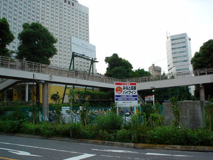 e0019320_1356725.jpg