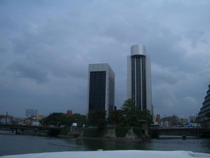 b0002156_1291115.jpg