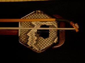e0023164_0355630.jpg