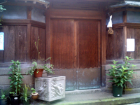 d0022345_1303038.jpg