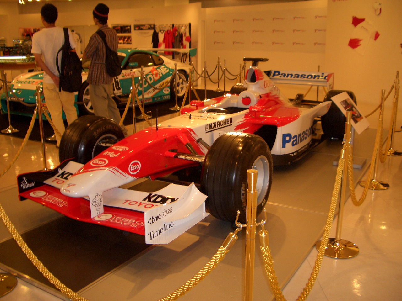 b0010739_0465351.jpg