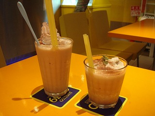 d0023323_22583941.jpg