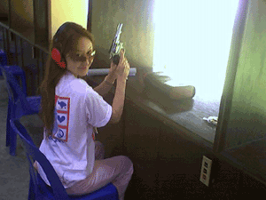 d0038319_97560.gif