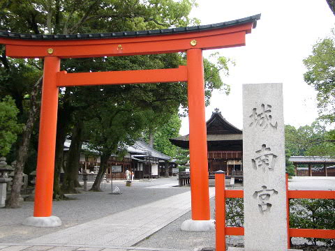 e0017051_2203372.jpg