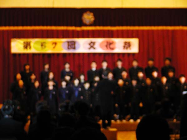 d0037566_0272099.jpg