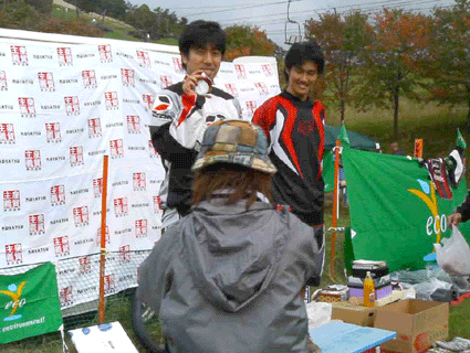 e0002927_6332874.gif