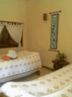 d0038319_1201264.gif