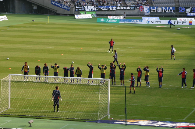 e0074253_1573354.jpg
