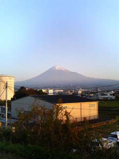 e0015370_8364611.jpg