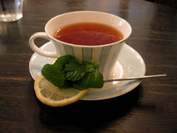 a0048839_0503145.jpg