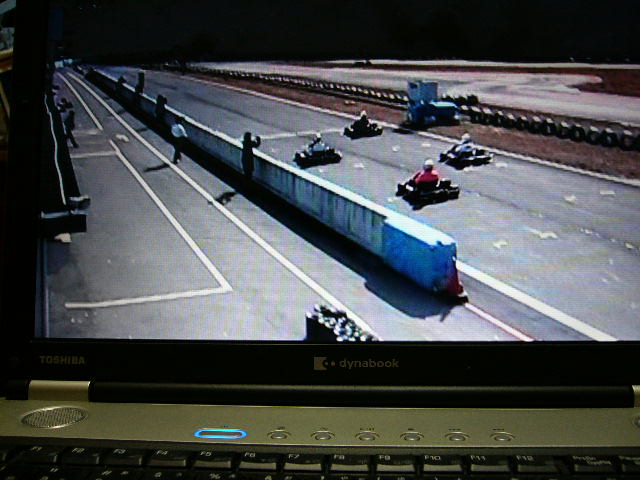 e0015108_043385.jpg
