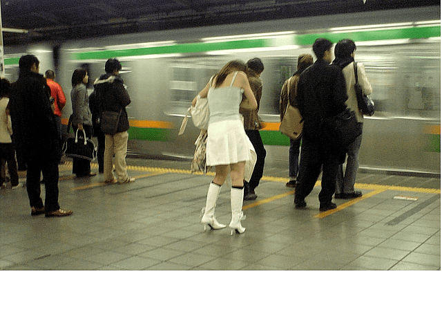a0006605_23265388.gif