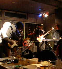 e0033384_113598.jpg