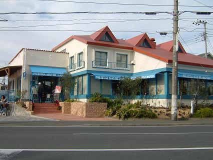d0033172_1643130.jpg