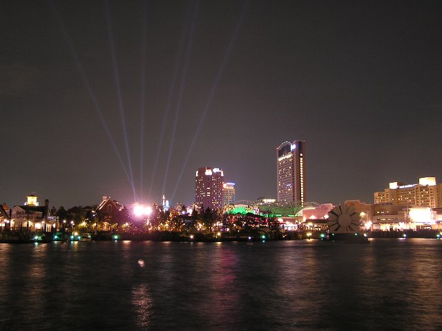 b0016836_0441750.jpg