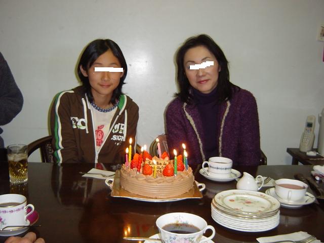 e0028401_2335861.jpg
