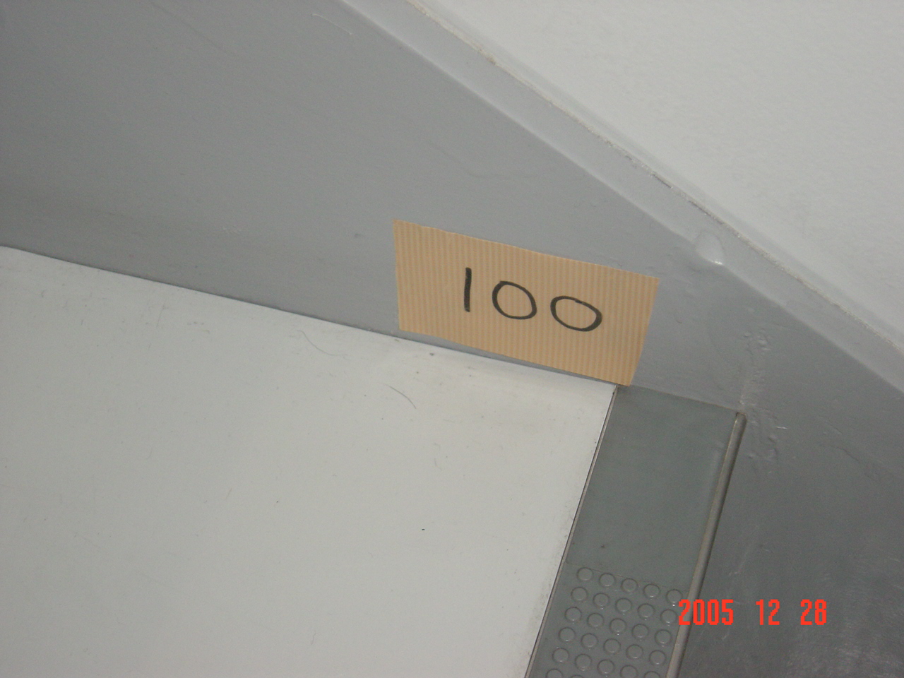 f0015348_2383014.jpg