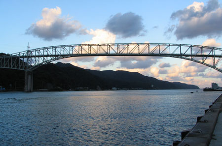 f0035016_1582296.jpg