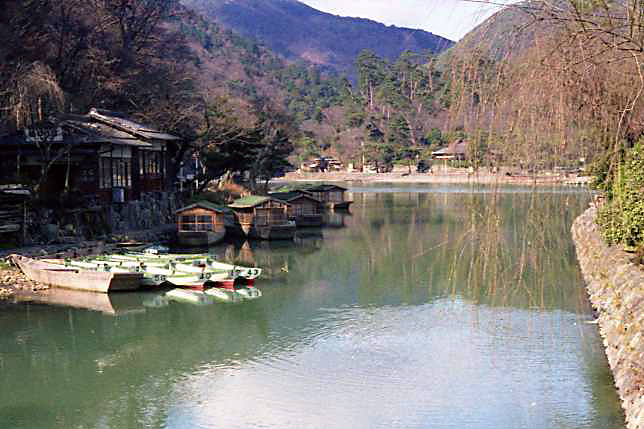 e0002371_2253399.jpg