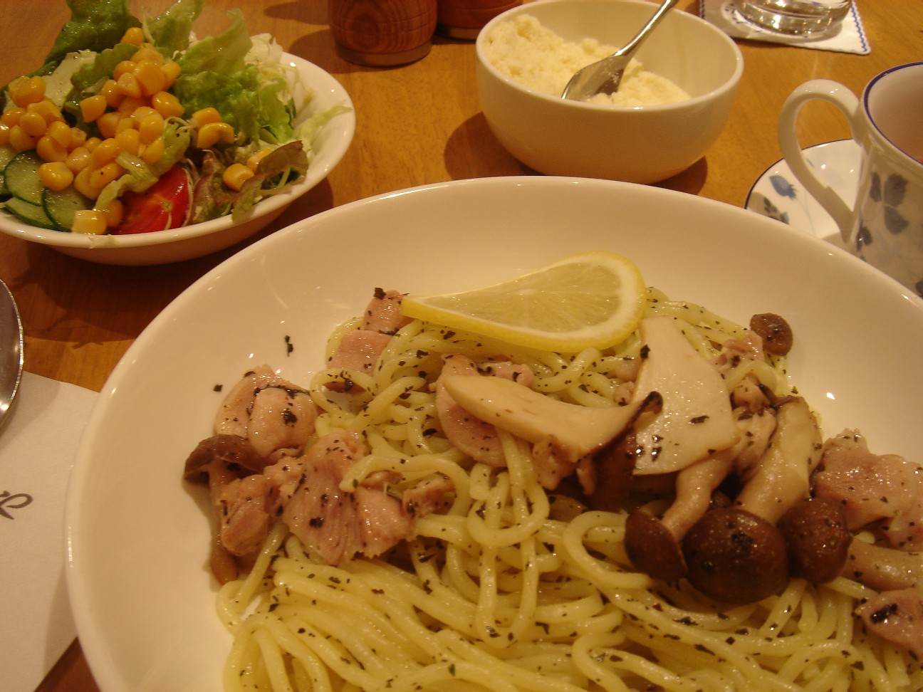 f0039490_23411241.jpg