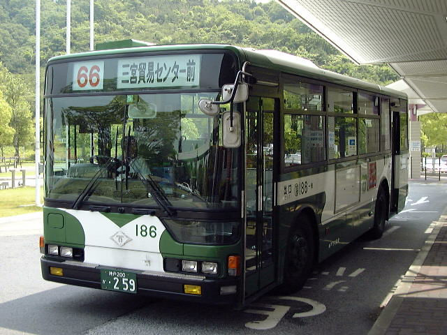 e0093842_2114835.jpg