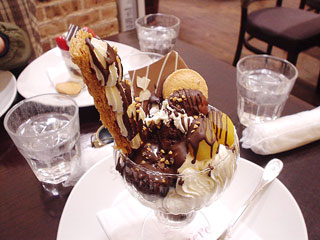 b0047907_2371368.jpg
