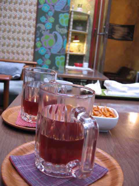 f0057456_0475319.jpg