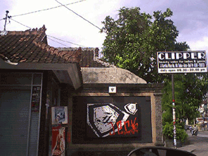 d0038319_1024975.gif
