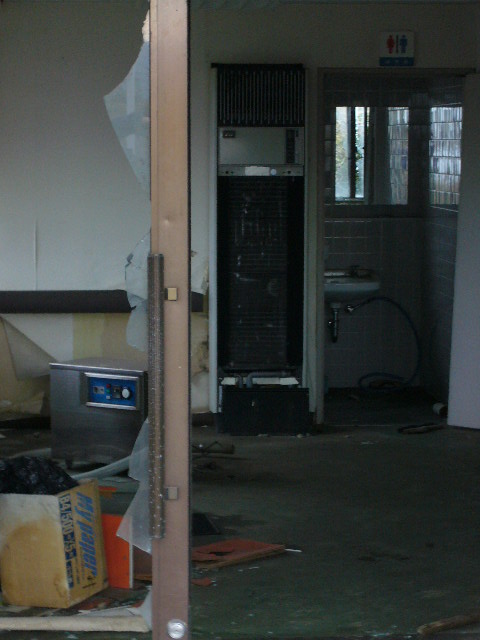 e0015108_2591647.jpg