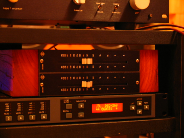 e0022439_2184310.jpg
