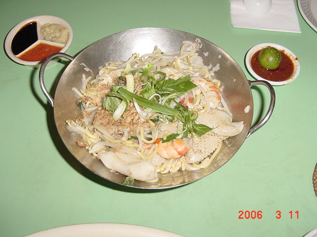 d0065459_1228529.jpg