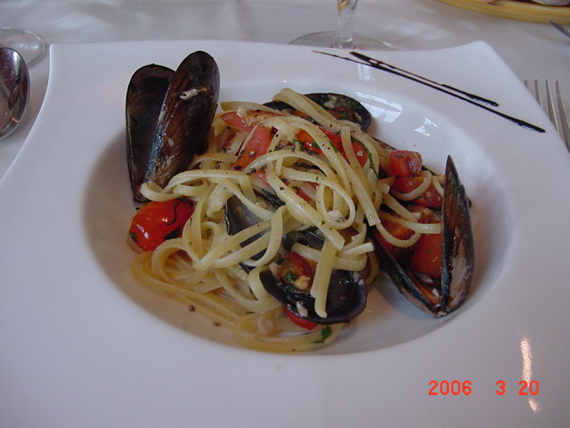 d0065459_1130674.jpg