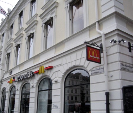 f0023570_5525793.jpg