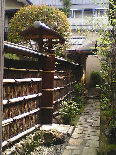 f0025351_23282374.jpg