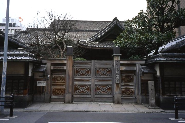 f0055668_871370.jpg