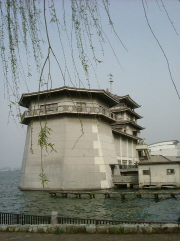 b0055171_22342324.jpg