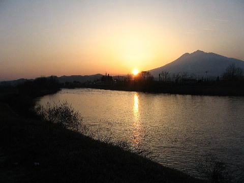 e0081184_1473646.jpg