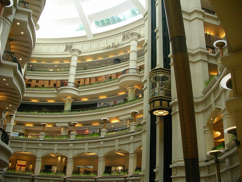 e0047547_1202097.jpg