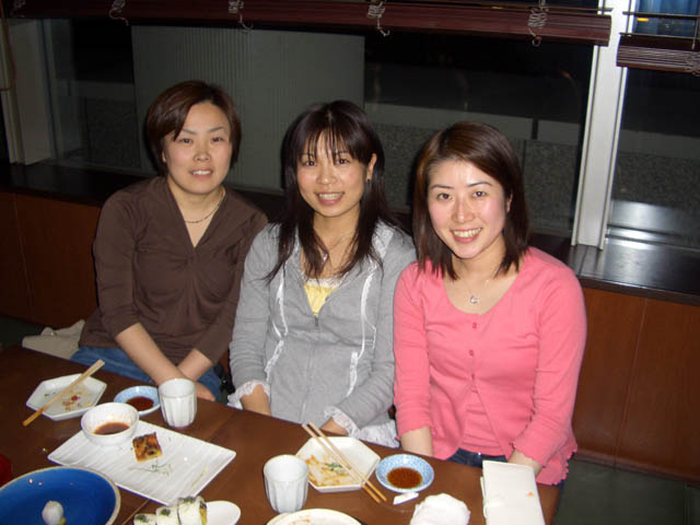 e0051353_22384.jpg