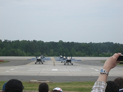 e0015270_3234934.jpg