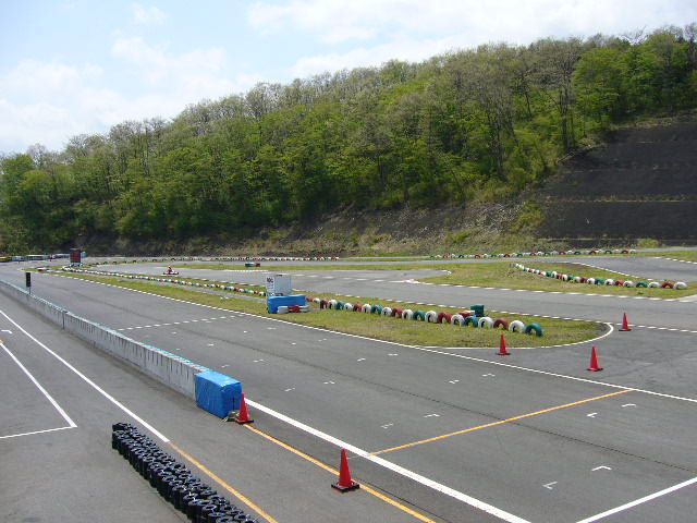 e0015108_0561654.jpg