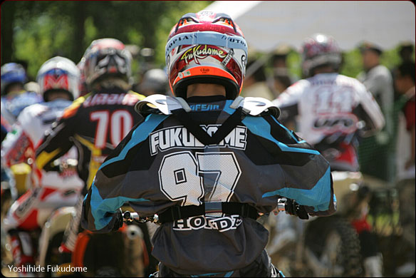 f0060943_2258496.jpg