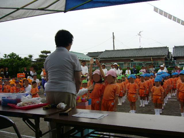 e0015108_1572286.jpg